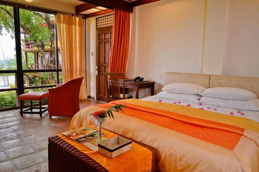 Punta Bulata White Beach Resort & Spa Cauayan  Экстерьер фото